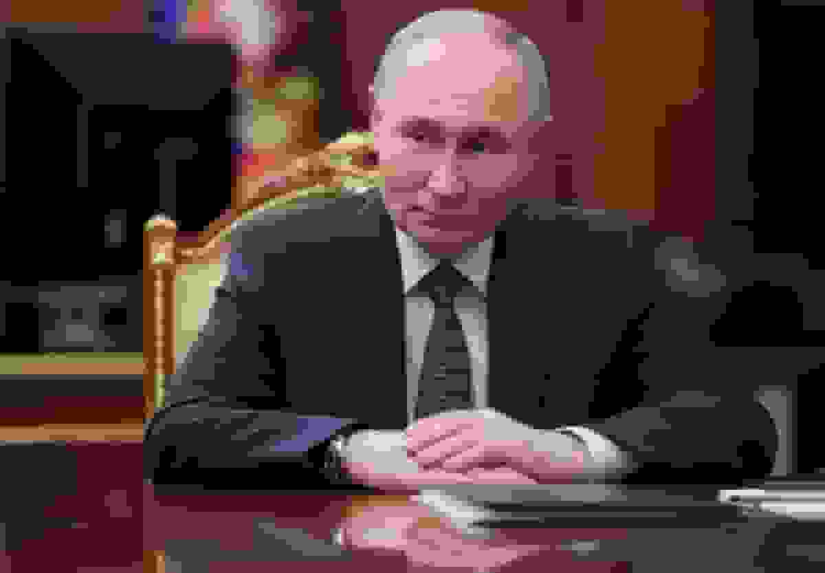 پوتین با لباس رزم مقابل رسانهها ظاهر شد