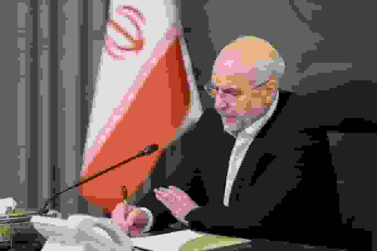 تسلیت قالیباف در پی درگذشت مادر شهیدان دیدار