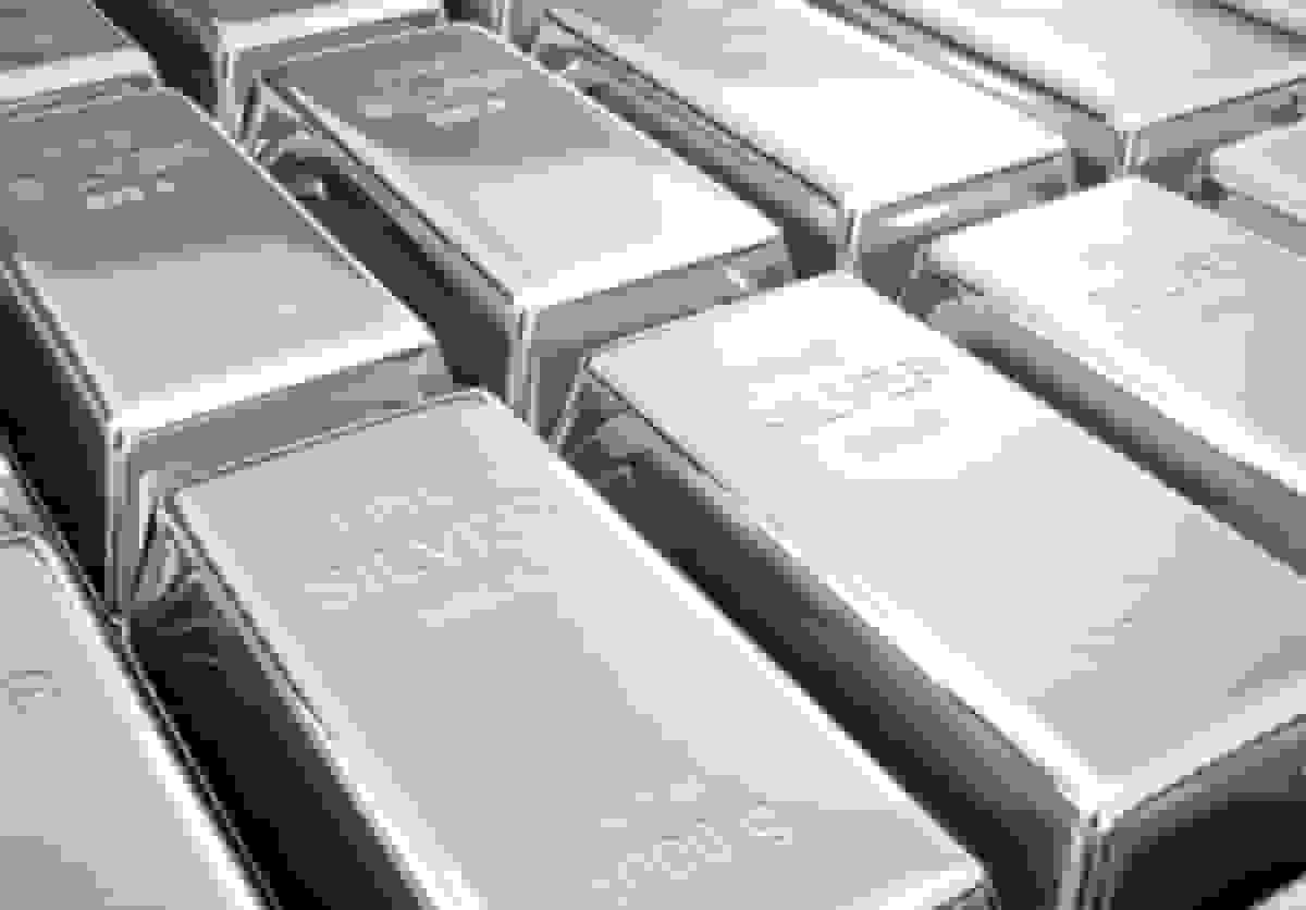 معامله ۲.۲ تن شمش نقره و ۱۴۱ کیلوگرم طلا در بورس کالا