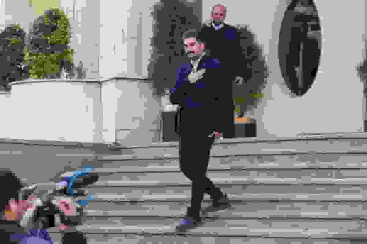 نامه علی خضریان به دادستان کل کشور برای بررسی وضعیت استخدامی علی احمدنیا