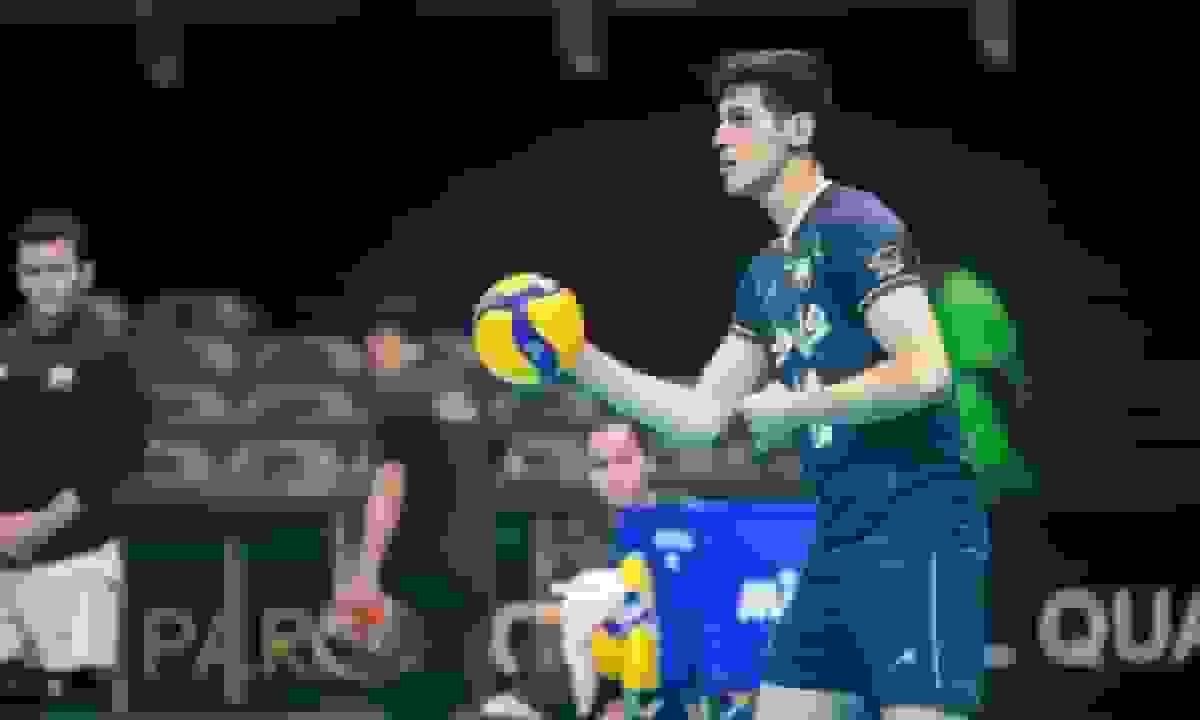 انتقال صابر کاظمی با اورژانس هوایی به تهران