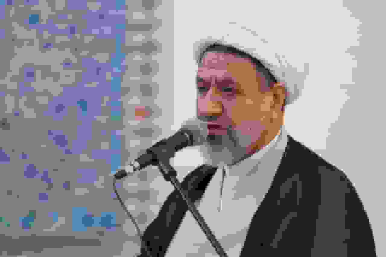 امام جمعه کرمان: حضور در تشکلها زمینه ساز رشد مطالبه گری دانشآموزان است