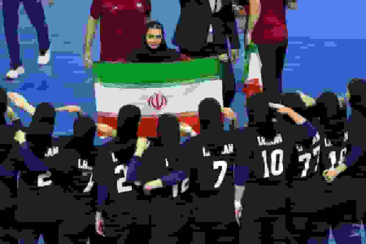 پیام تبریک وزیر امور خارجه برای قهرمانی تیم ملی هندبال بانوان