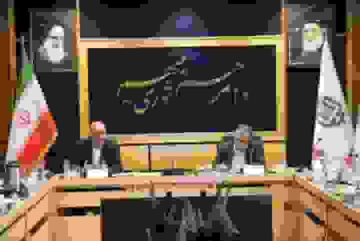 آغاز همکاری دانشگاه شریف و بنیاد مستضعفان در حوزههای هوش مصنوعی و اقتصاد دیجیتال