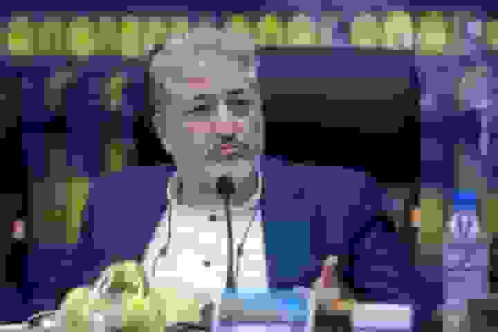 رنجبر: خواهان حضور گستردهتر دانشجویان افغانستانی در دانشگاه هستیم