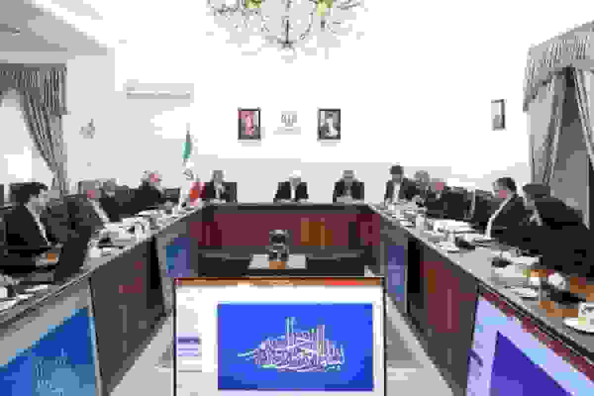 عارف: طرح ۲۰ هزار مگاوات نیروگاههای اتمی یک ضرورت انکارناپذیر است