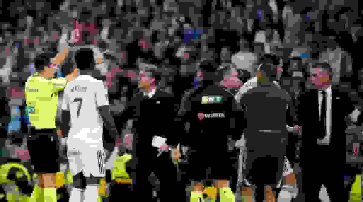 تلویزیون رئال مادرید از قضاوت بازی انتقاد کرد