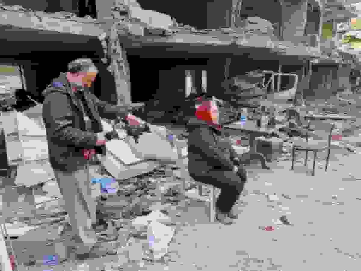 رونمایی از پوستر مستند «خاکهای زخمی» به کارگردانی مصطفی شوقی