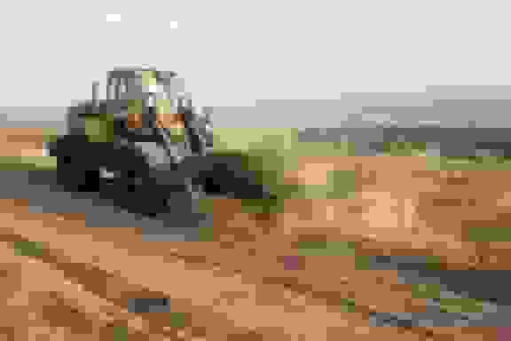 زمینخواران به جان اراضی ملی اندیکا افتادند / ۲۴ هکتار پس گرفته شد