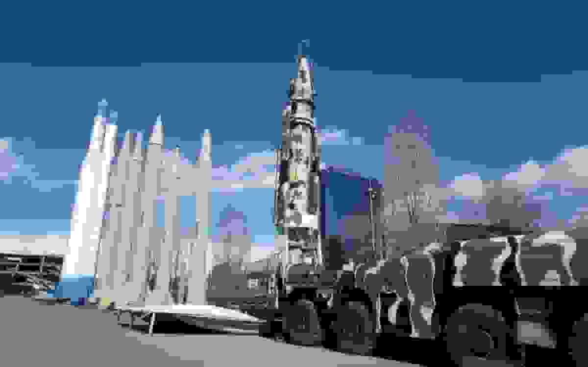 شهید حسن طهرانی مقدم و ساخت موشک با توسل به امام رضا (ع)