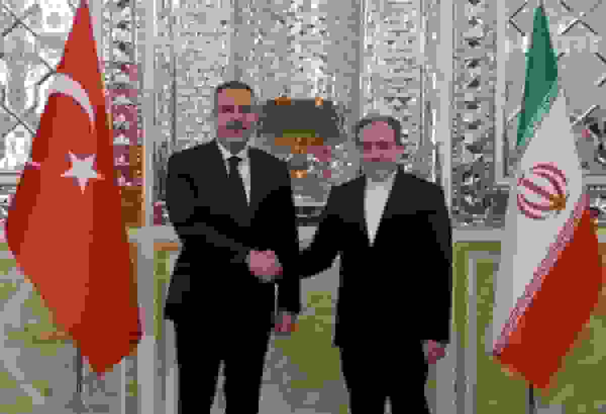 دیدار و گفتگوی وزرای خارجه ایران و ترکیه