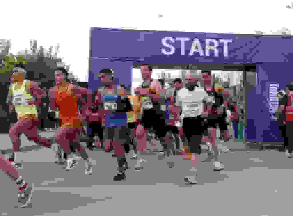 مسابقه دو استقامت ۱۰ کیلومتر با حمایت نوبیتکس در تهران