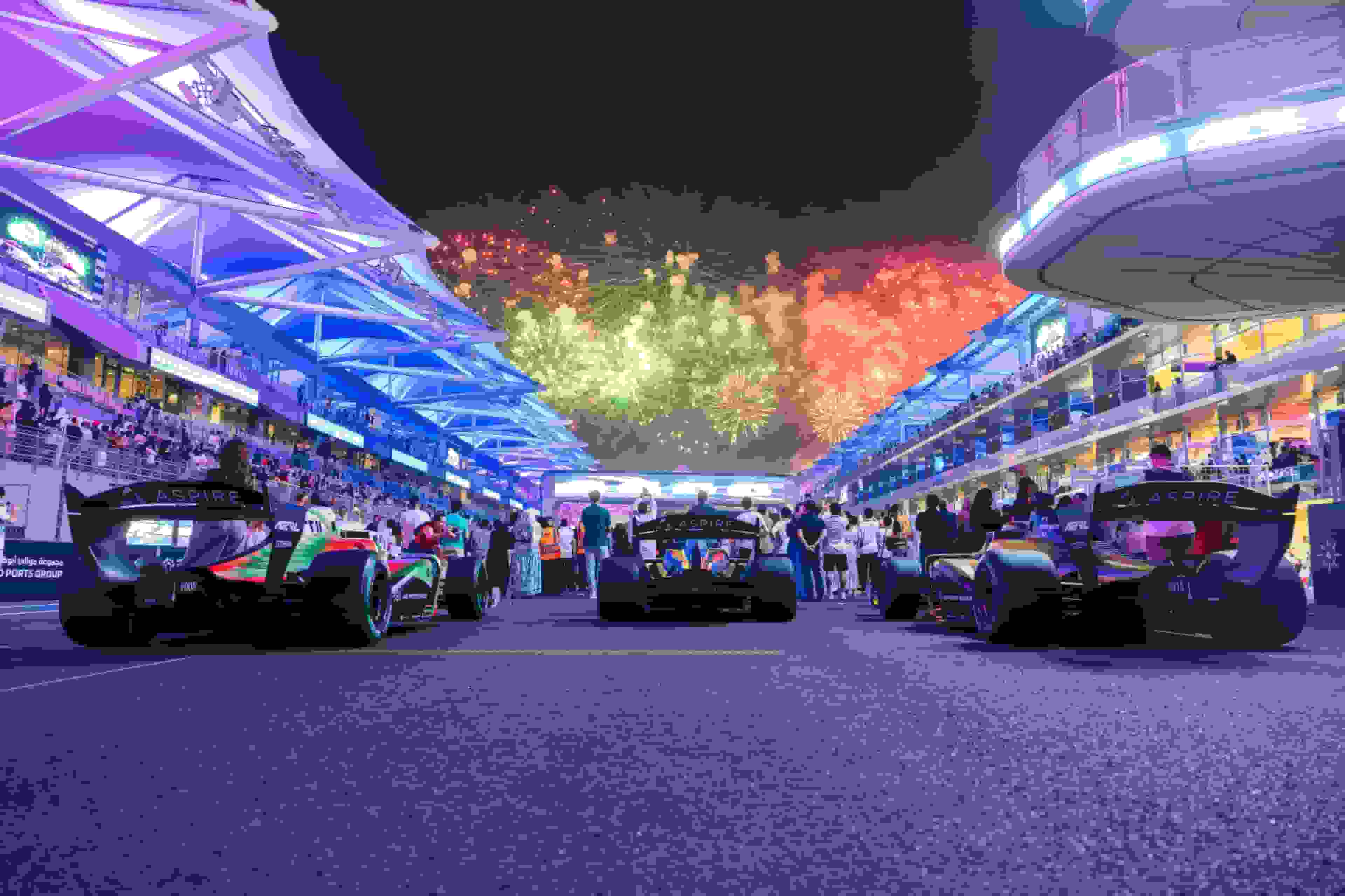 رقابتی شبیه فرمول ۱؛ ۶ خودرو خودران در ابوظبی با یکدیگر مسابقه دادند