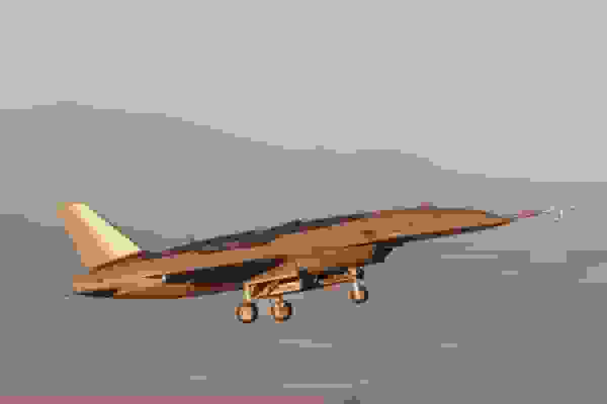 جت جنگنده بدون خلبان Anduril اولین پرواز آزمایشی خود را با موفقیت انجام داد