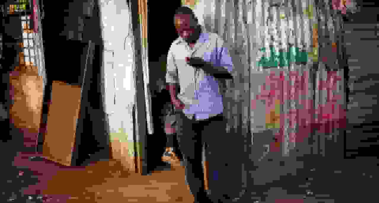 آیا هوش مصنوعی میتواند فقر را در جهان کاهش دهد؟