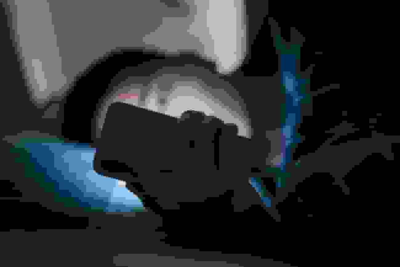 پژوهش جدید: استفاده از موبایل قبل از خواب ممکن است باعث کاهش کیفیت خواب نباشد