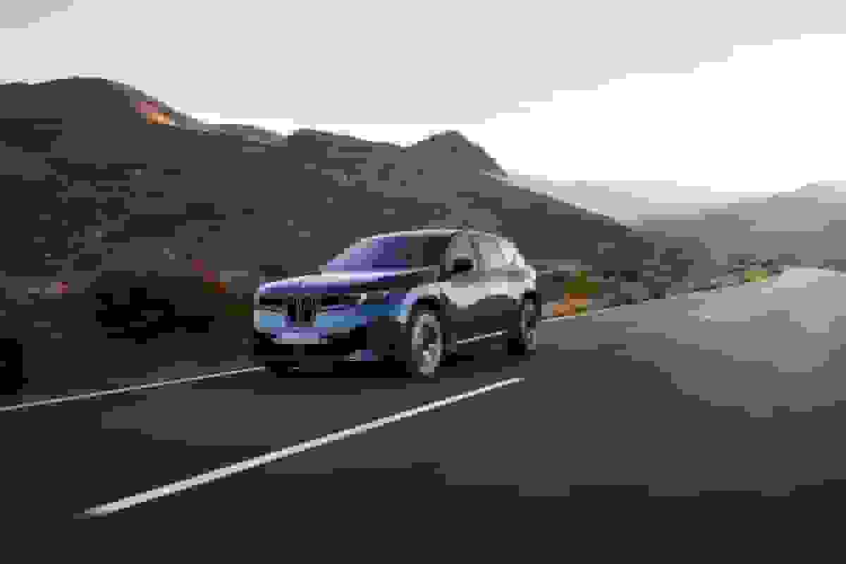 بیامو iX3 جدید به عنوان خودرو سال ۲۰۲۶ مجله تاپ گیر انتخاب شد