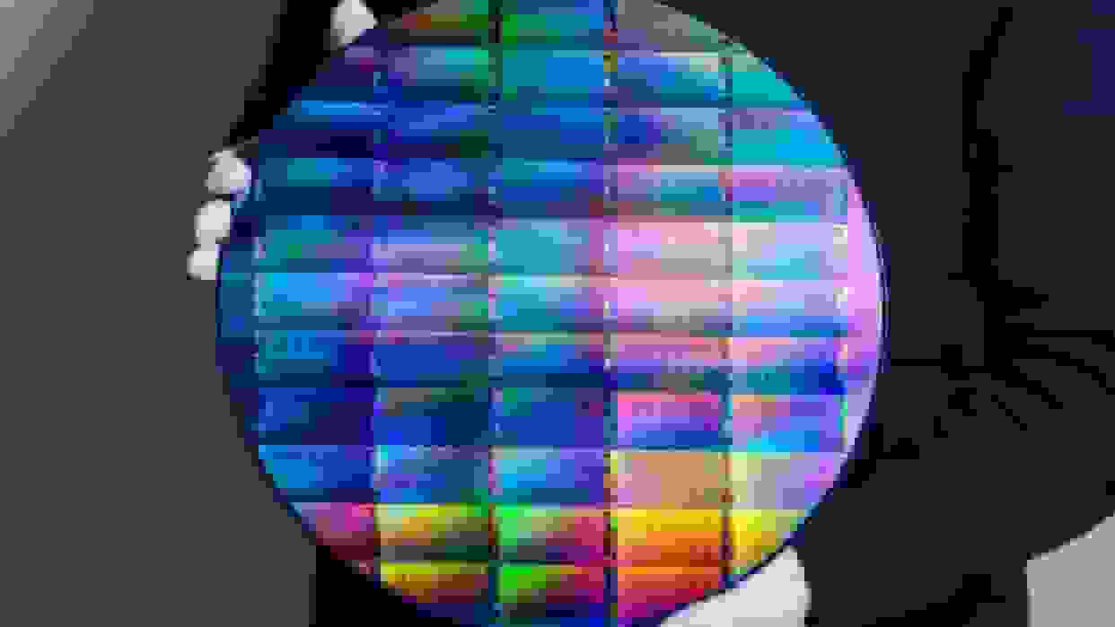 معرفی تراشه کوانتومی نوری چین؛ پردازش هوش مصنوعی هزار برابر سریعتر