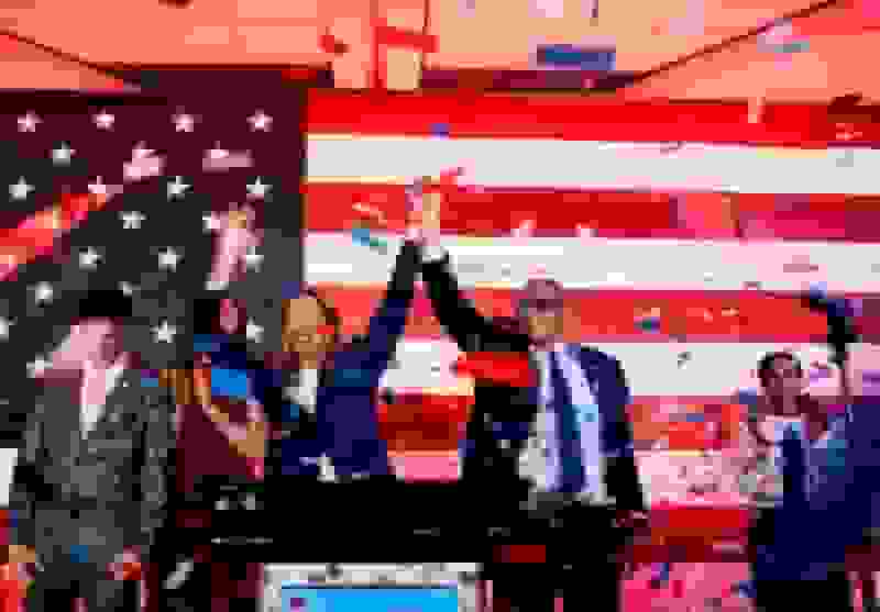 پیروزیهای انتخاباتی دموکراتها و چالشهای پیشرو در آمریکا