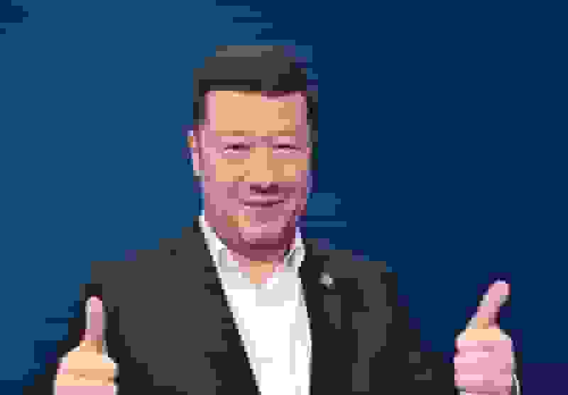 انتخاب تومیو اوکامورا، حامی خروج از ناتو، به عنوان رئیس پارلمان جمهوری چک