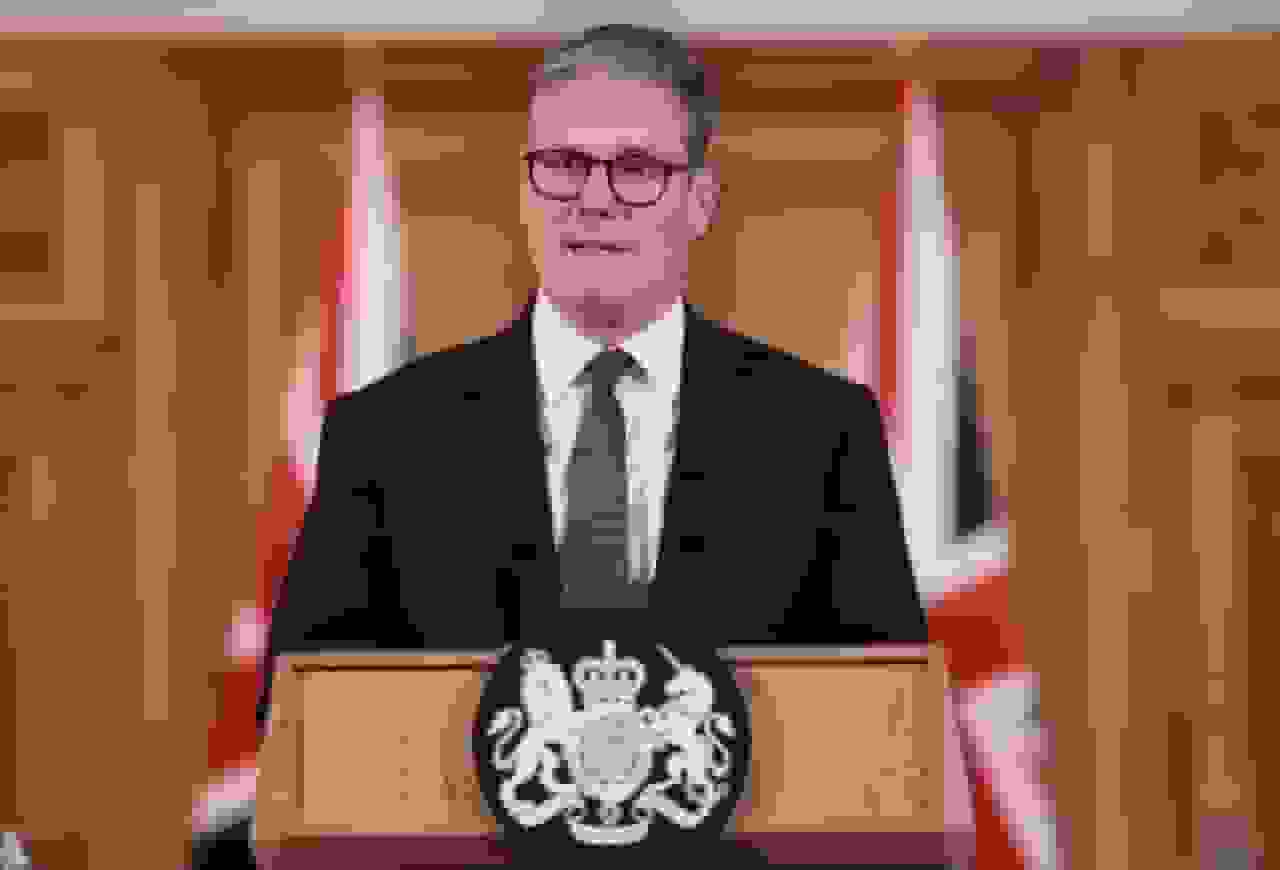 تلاش حزب حاکم انگلیس برای پیشی گرفتن از راستگرایان با سیاستهای ضد پناهندگی