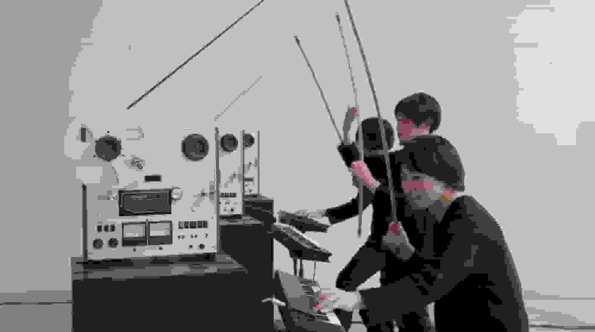 گروه اپن ریل: خلق «فولکلور مغناطیسی» با استفاده از ضبطکنندههای نوار قدیمی